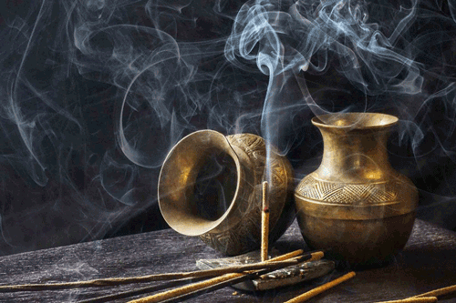 تاریخچه و رازهای بسیار جالب و خواندنی روشن کردن عود