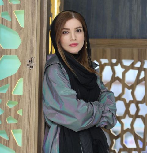 بیوگرافی متین ستوده و همسرانش+ استایل کژوال های لاکچری