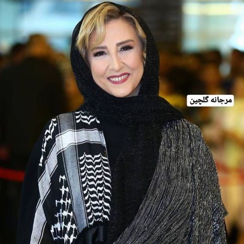 استریت گردی و تیپ های شیک و جدید بازیگران زن ایرانی