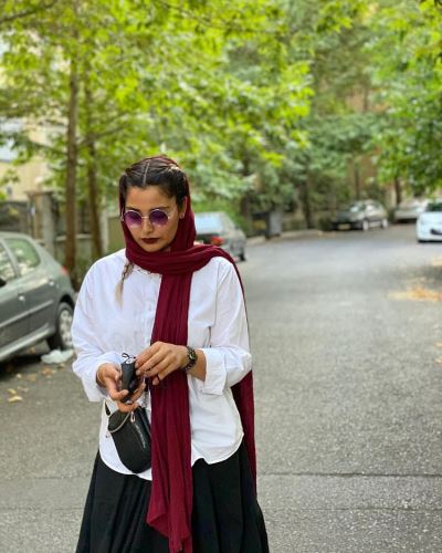 بیوگرافی جدید رومینا کوهزاد بازیگر نوظهور با استایل های جذاب