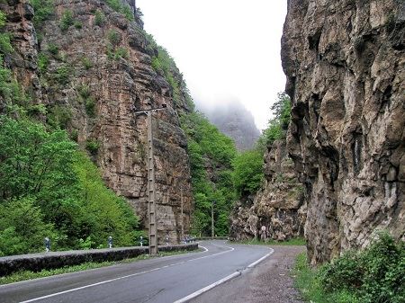 خطرناک ترین جاده های ایران + عکس