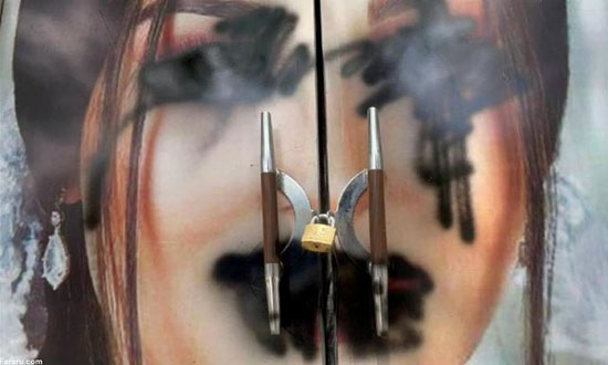 عکس های چهره زنان و دختران بعد از روی کار آمدن طالبان در افغانستان
