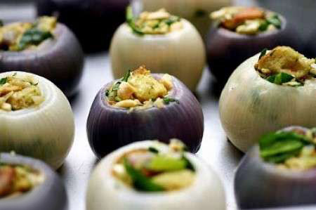 طرز تهیه پیاز شکم پر