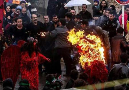 آتش گرفتن وحشتناک چند نفر در تعزیه (عکس)
