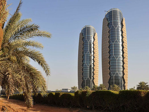 عکس هایی از هندسه عجیب و غریب برج های البحر
