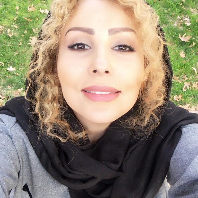 جزئیات مهاجرت جنجالی پرستو صالحی+ بیوگرافی و عکس های پرستو و همسرش