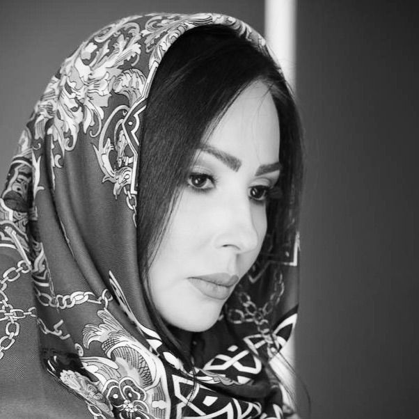 جزئیات مهاجرت جنجالی پرستو صالحی+ بیوگرافی و عکس های پرستو و همسرش