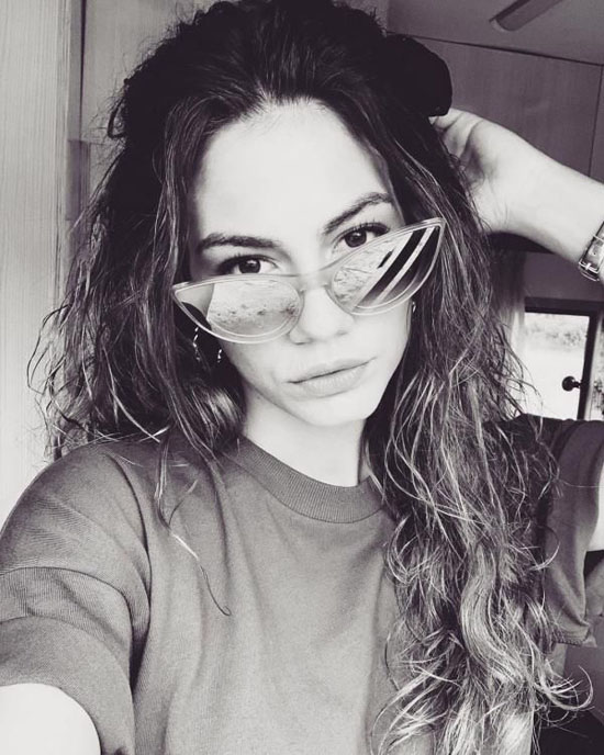 عکس های خفن دمت اوزدمیر Demet Ozdemir بازیگر و رقصنده ترکی