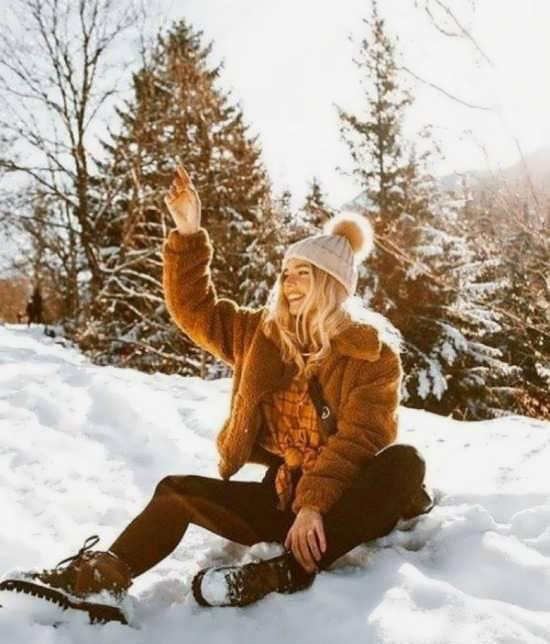 عکس های جالب و دیدنی ژست دختر برای عکس گرفتن در زمستان