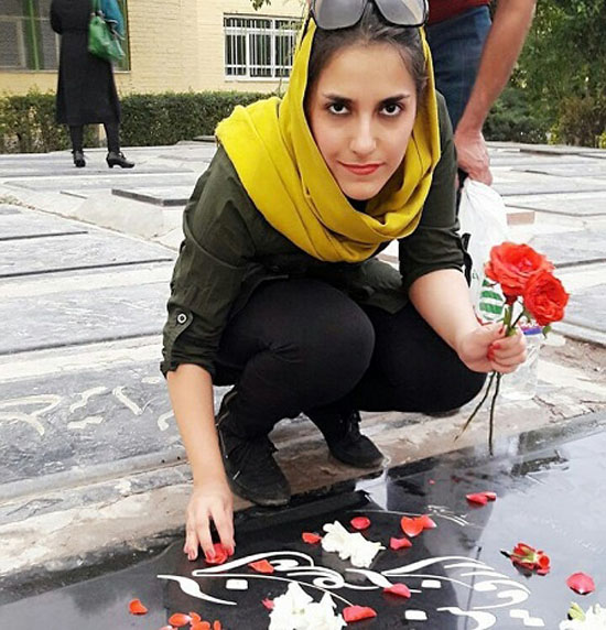 بیوگرافی و عکس های شراره دولت آبادی و همسرش و ماجرای مسائل احساسی
