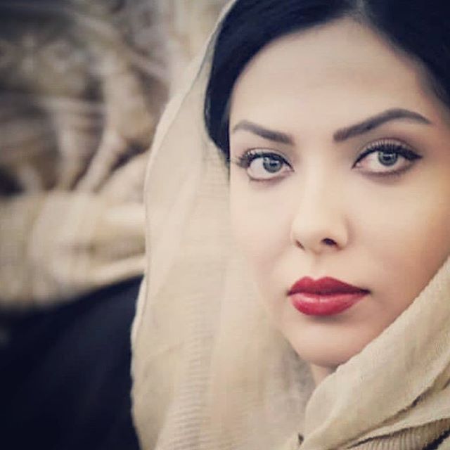 عکس های بسیار زیبا و جدید از لیلا اوتادی