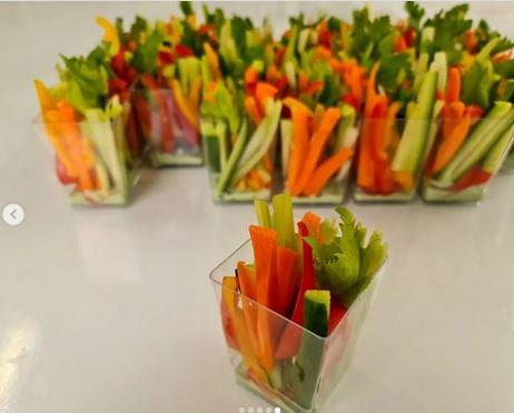 فینگرفود راتا مرغ، سرزمین غذاهای کوچولو و مدل تزئینات