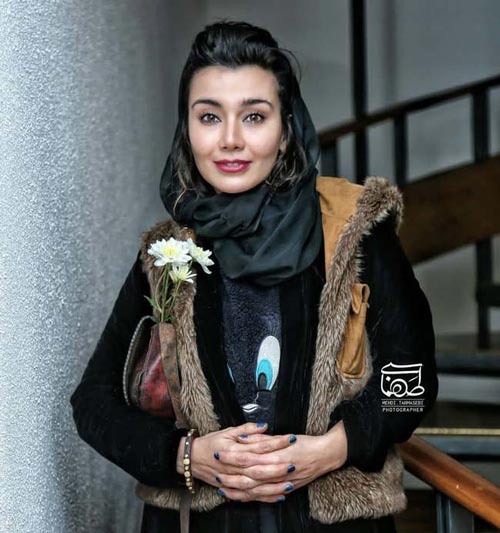 بیوگرافی خاطره حاتمی همسرانش+ سلفی و استایل های متفاوت