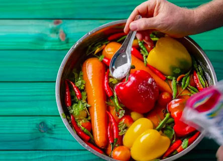 2 روش غلط برای ضد عفونی کردن سبزیجات
