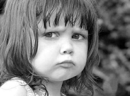 14 دلیل شگفت انگیز چرا روس های لبخند نمی زنند!