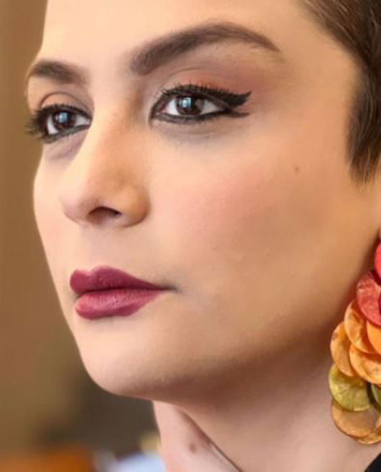 بیوگرافی جدید مونا فرجاد و چهره ی عجیبش بعد سرطان+ گالری عکس