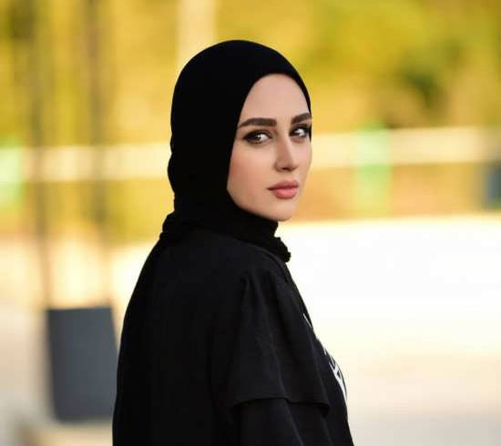 بیوگرافی و عکس های داغ میترا رفیع دختر گیلدخت