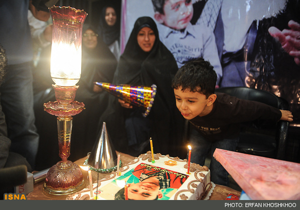تصاویری از جشن تولد پسر شهید احمدی روشن