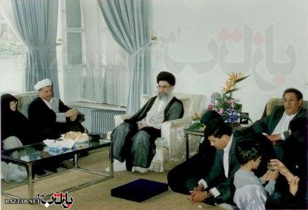 خواندن‌عقد‌ مهدی‌هاشمی‌توسط‌ رهبری (عکس)