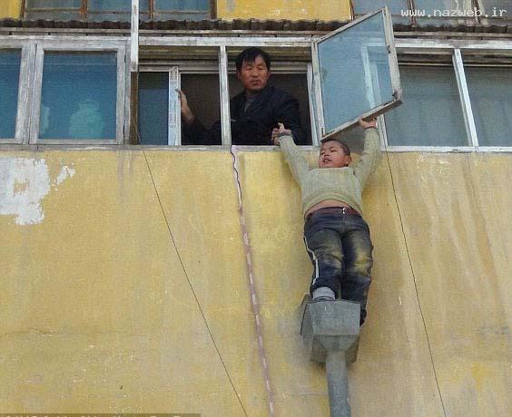 اتفاق ترسناک برای پسری که تنها در خانه بود .. تصاویر