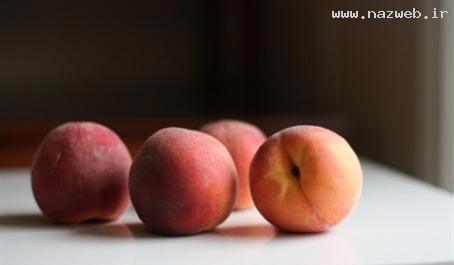 تصویری از 4 تا هلوی ناز و خوردنی!
