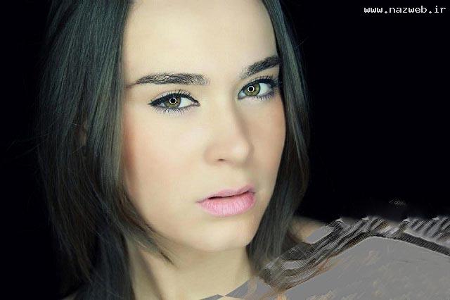 عکس های جذاب از زیباترین دوشیزه آلمان در 2012