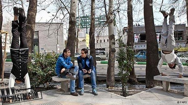 عکس هایی از حضور دختران پارکو باز در شهر تهران!!