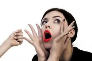 افشای راز باورنکردنی گدای میلیاردر با 3 همسر!!