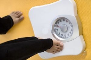 دستور العمل محاسبه وزن ایده آل برای خانم ها