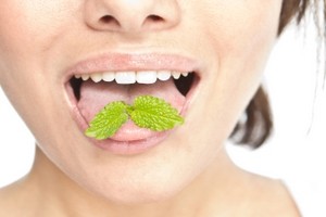 راه های رفع بوی سیر و پیاز از بدن