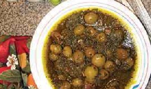 خورش گوجه سبز