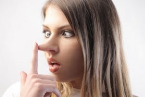دروغ های شیکی که به خودمان می گوییم!!