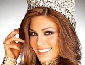 زیباترین دختر جهان در سال 2013 انتخاب شد (عکس)