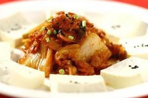 طرز تهیه ی کیم چی پیش غذای معروف کره ای طرز تهیه ی کیم چی پیش غذای معروف کره ای