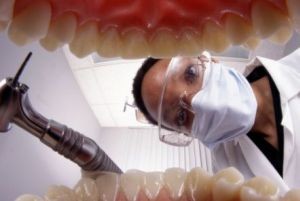 ایمپلنت دندانی چیست