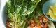 طرز تهیه میگو و کاهو بریان + ارزش غذایی