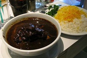 طرز تهیه خورش فسنجان (خاص و خوشمزه)