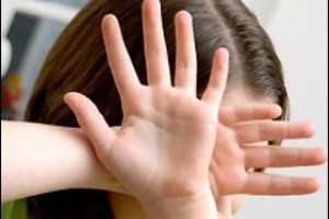 دخترخانم مدیر، عامل هتک حرمت یک دبیر شد