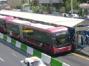 دستگیری زنی سارق در اتوبوسBRT دستگیری زنی سارق در اتوبوسBRT
