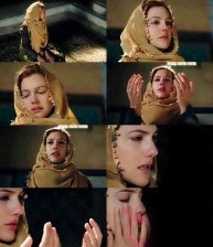 نماز و حجاب بحث برانگیز بازیگر زن حریم سلطان!عکس