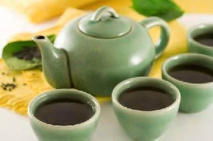 خواص و طرز تهیه جوشانده به‌لیمو و زیرفون