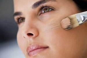 آیا کرم ضد آفتاب رنگی مضر است